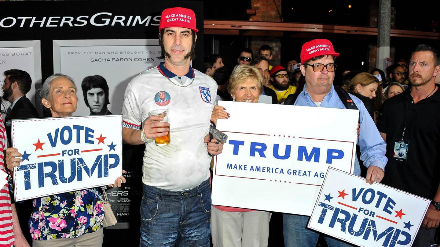 O Sacha Baron Cohen άφησε υπονοούμενα πώς ετοιμάζει ταινία για τον Trump
