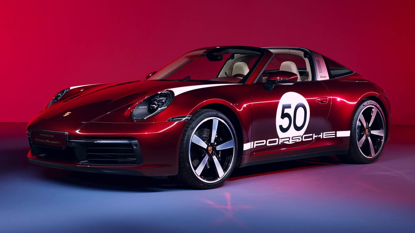 Η νέα Porsche 911 έχει κάτι από τα 50s και 60s