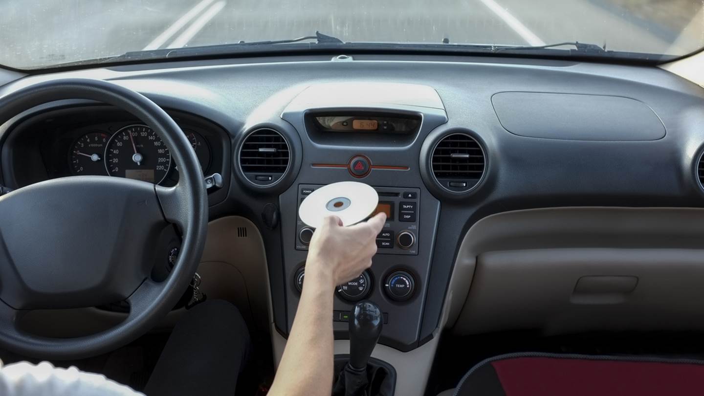 5 πράγματα που δεν βρίσκεις πια στα αυτοκίνητα