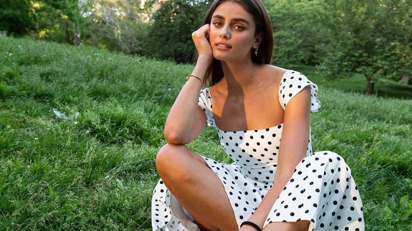 Η αψεγάδιαστη ομορφιά της Taylor Hill