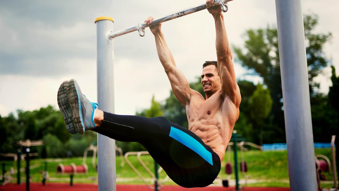 5 απλές ασκήσεις που καίνε (πολύ) λίπος