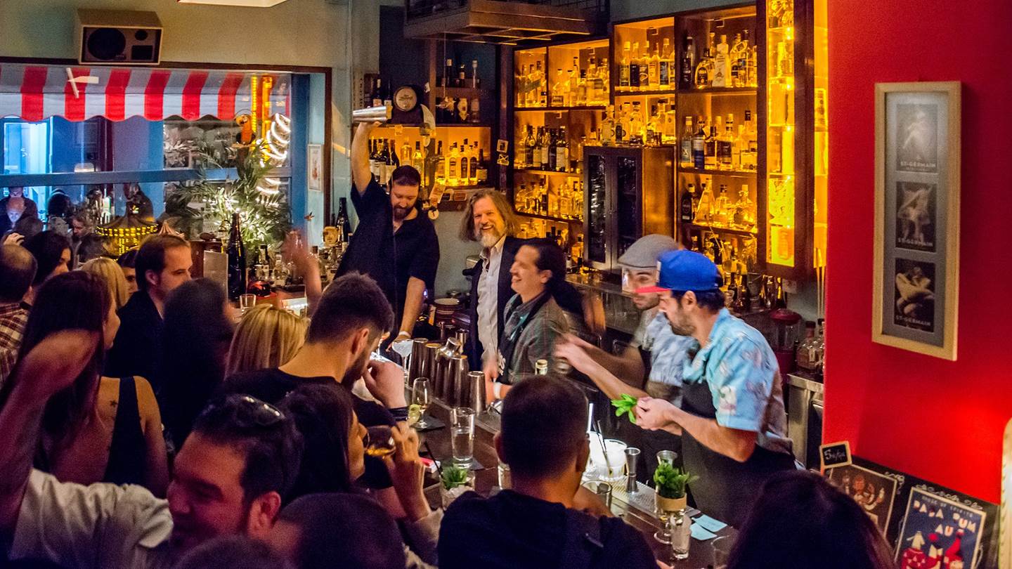 Baba Au Rum, κάτι παραπάνω από ένα μπαρ