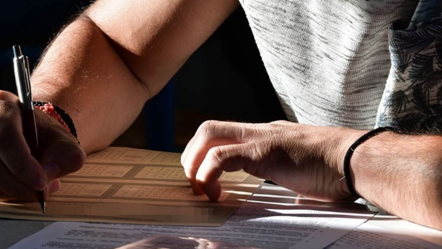 Το γιατρικό της αμόλυντης λογοτεχνίας, το κείμενο της καραντίνας στις Πανελλαδικές