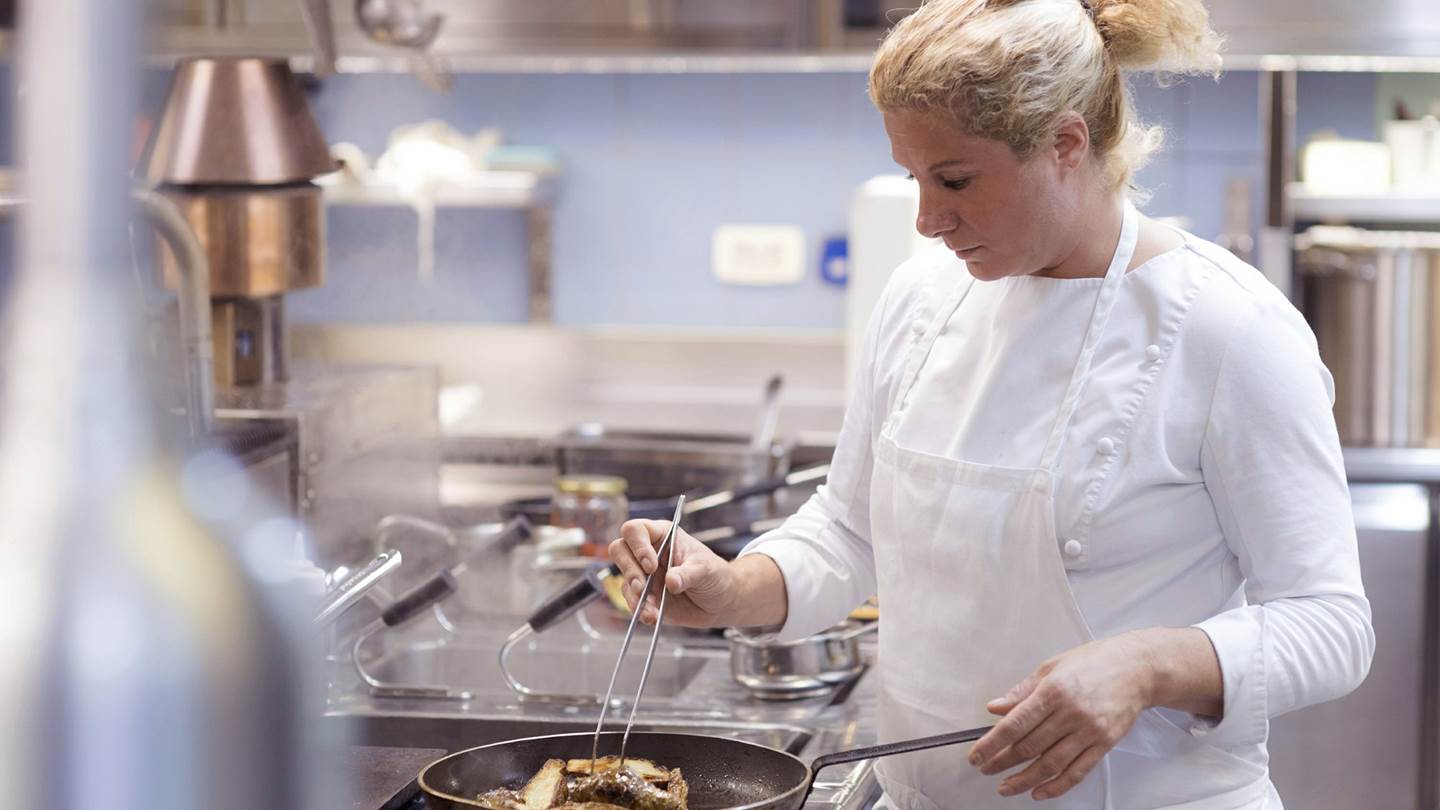 Ana Ros, η σεφ που έβαλε στον παγκόσμιο γαστρονομικό χάρτη τη Σλοβενία