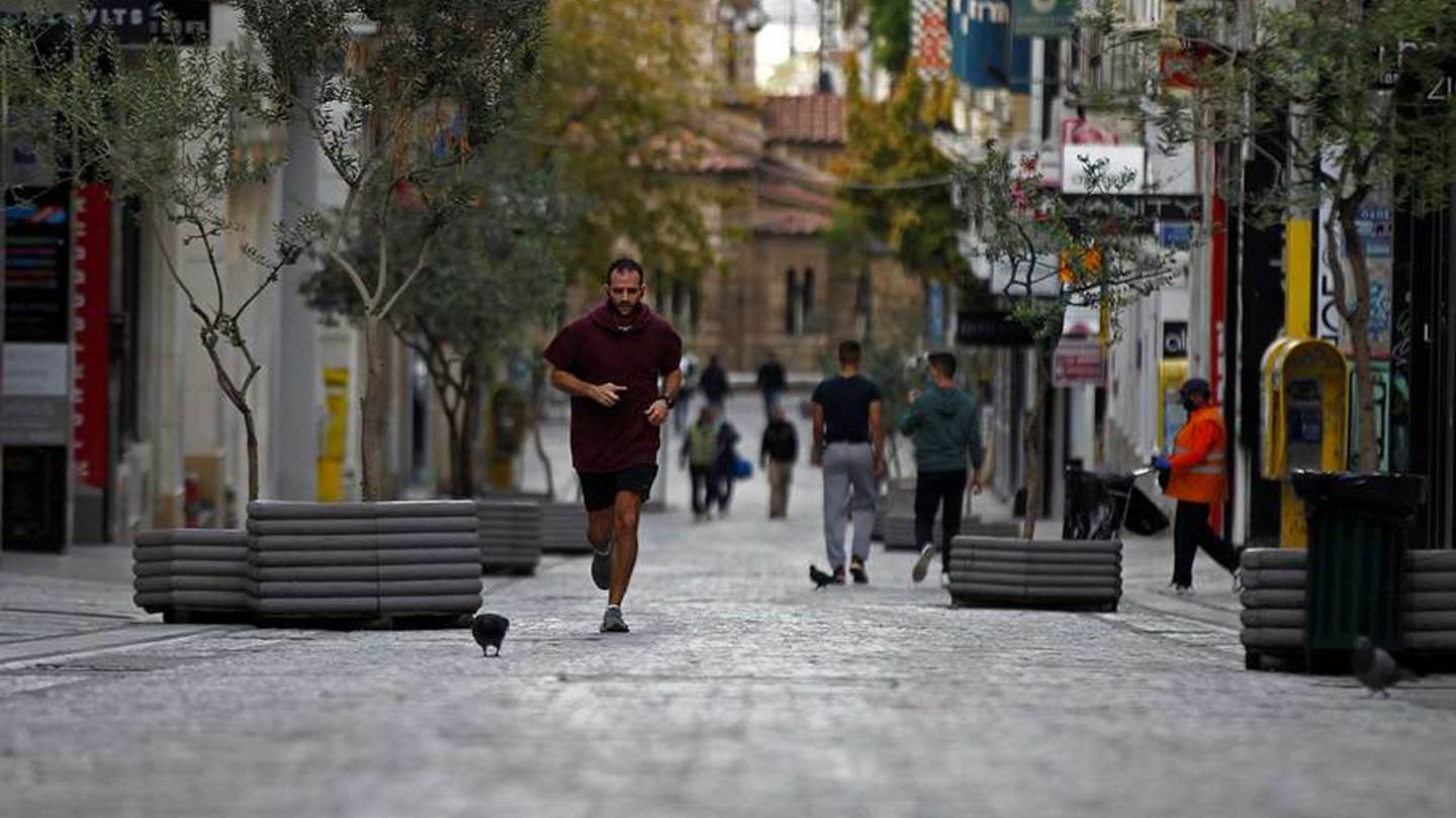 Όλα τα σενάρια για την άρση του lockdown