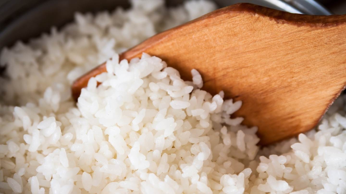 Ένα τέλειο τρικ για να μαγειρεύεις ρύζι και να το χρησιμοποιείς όποτε θέλεις