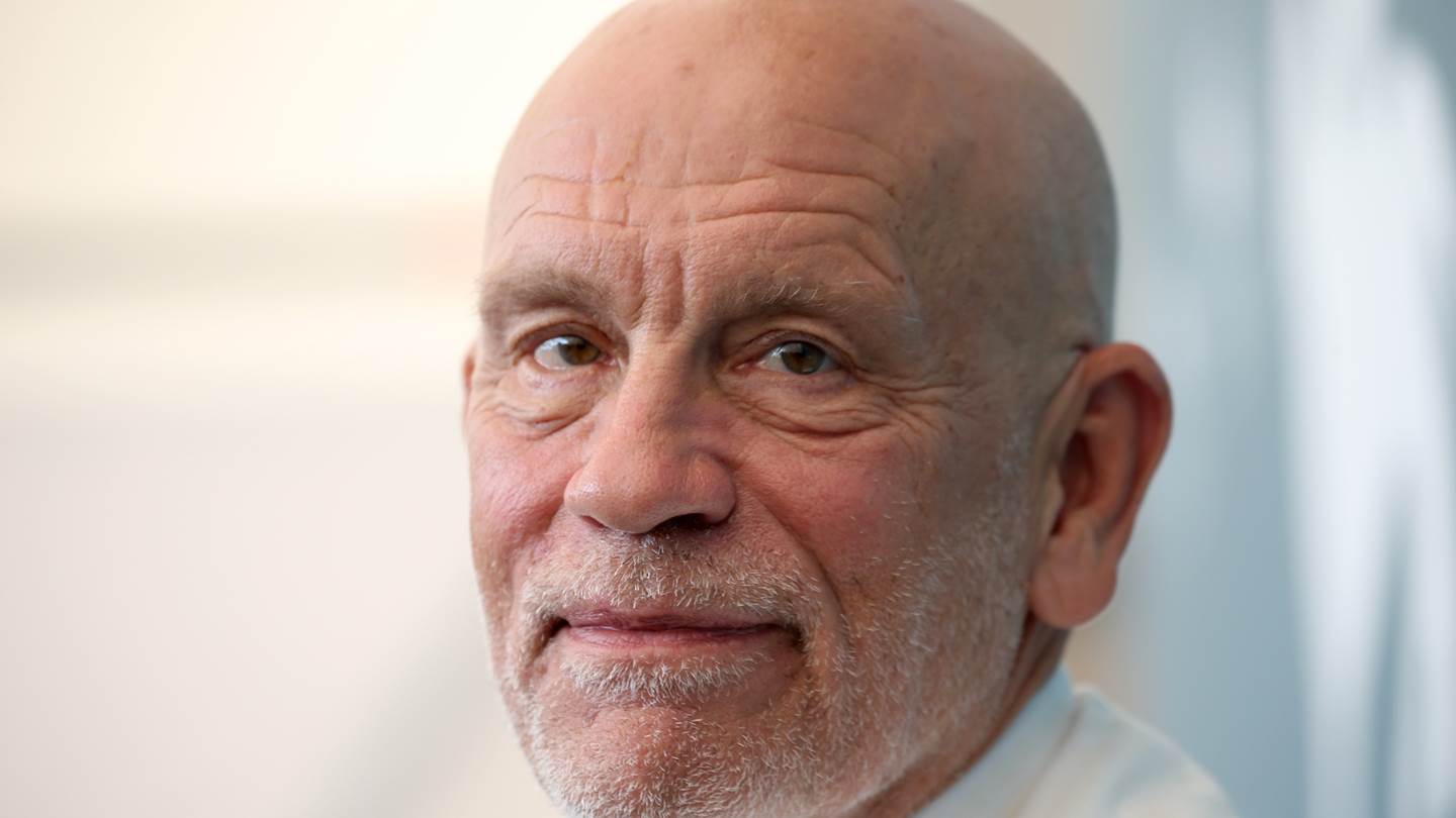 O John Malkovich στη Στέγη του Ιδρύματος Ωνάση