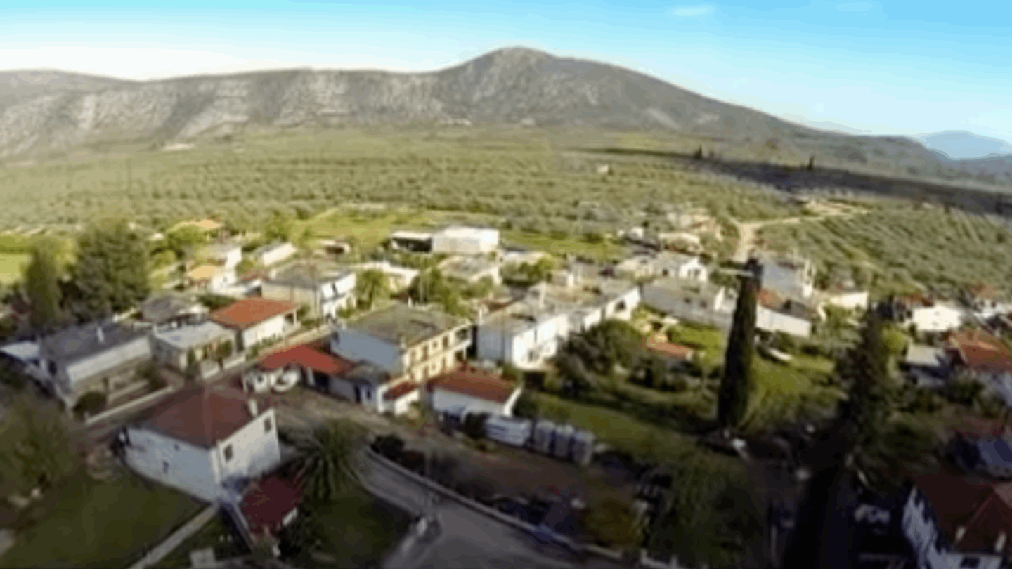 Στη Δήμαινα, το χωριό των πιο εργατικών Ελλήνων