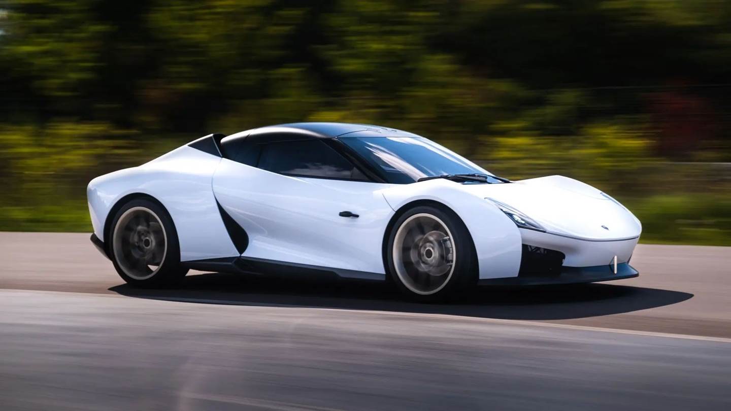Αυτό είναι το ηλεκτρικό supercar που ετοιμάζει η Apollo
