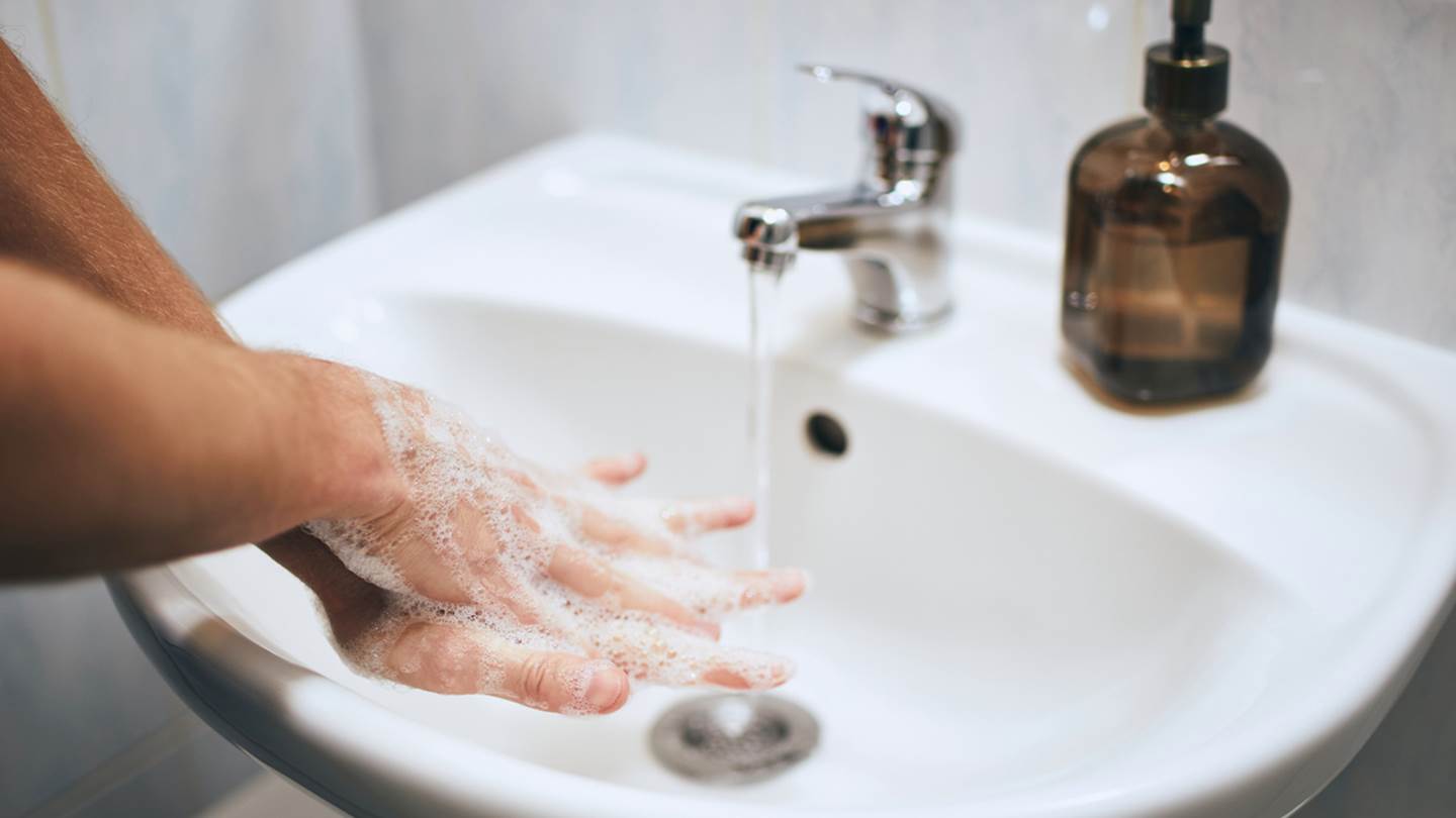 Η ρουτίνα που πρέπει να ακολουθούμε κάθε φορά που επιστρέφουμε σπίτι