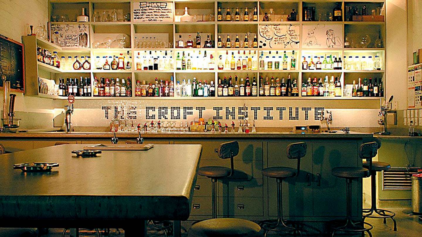 Τα γοητευτικότερα speakeasy bars σε κάθε γωνιά του πλανήτη