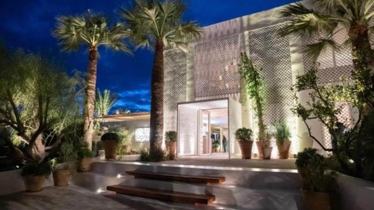 To Sea Satin Athens γιορτάζει ένα χρόνο παρουσίας στην Αθηναϊκή Ριβιέρα