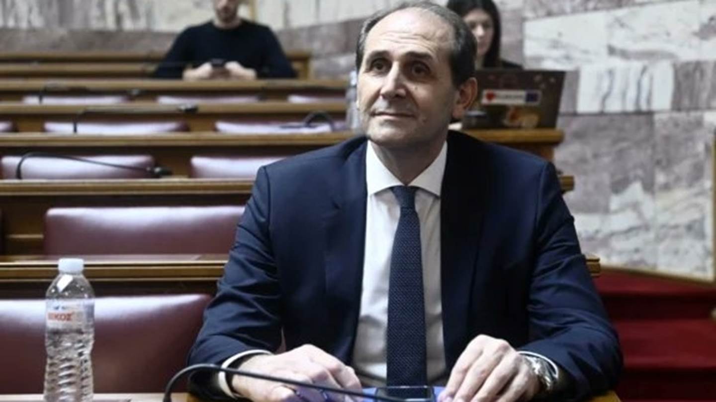 Έφυγε από τη ζωή ο πολιτικός Απόστολος Βεσυρόπουλος