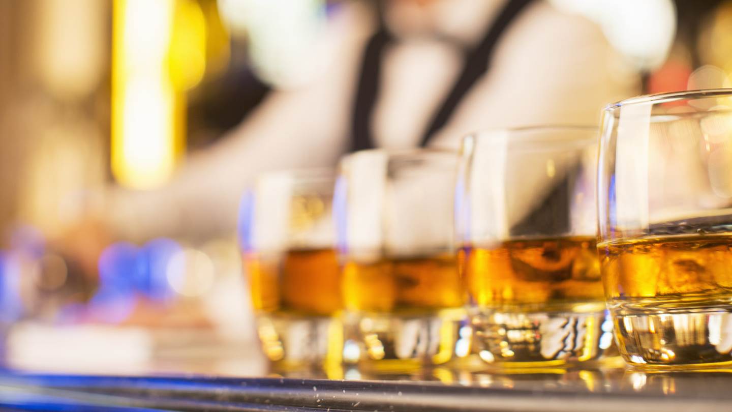 Τι πρέπει να γνωρίζεις για το σκοτσέζικο ουίσκι