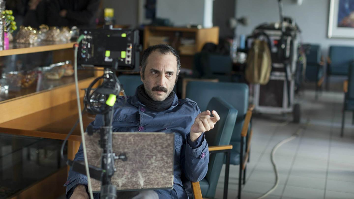 Μπάμπη Μακρίδη γιατί κάποιοι θα έκαναν τα πάντα για να είναι λυπημένοι;