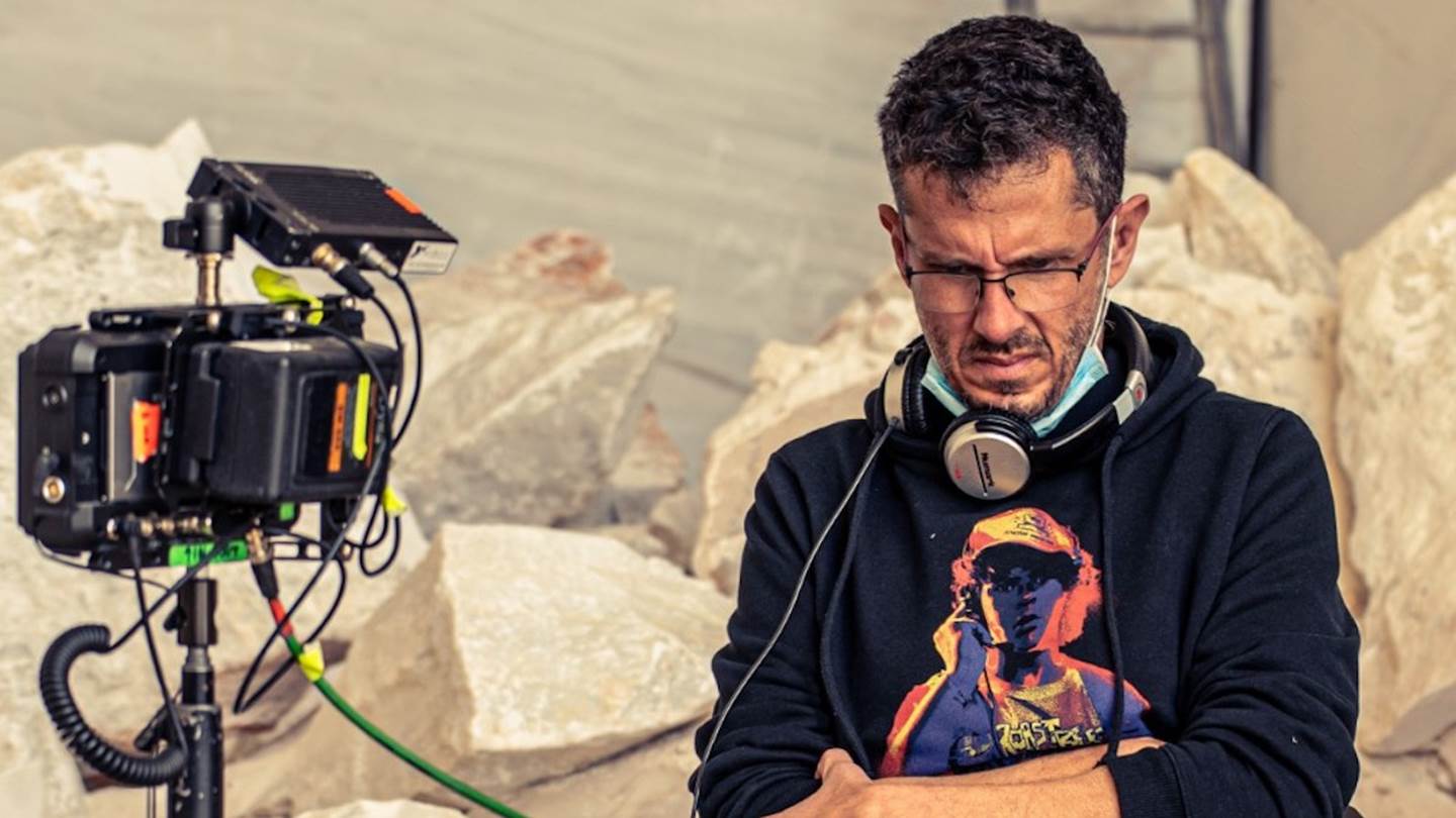 Ο Βαρδής Μαρινάκης βαδίζει στο δικό του Σιωπηλό Δρόμο