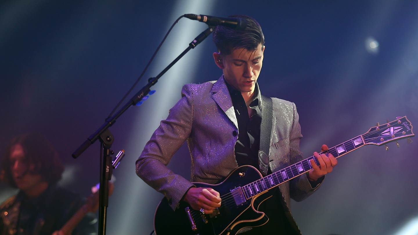 Οι Arctic Monkeys και πώς να μη βγαίνεις ποτέ εκτός μόδας