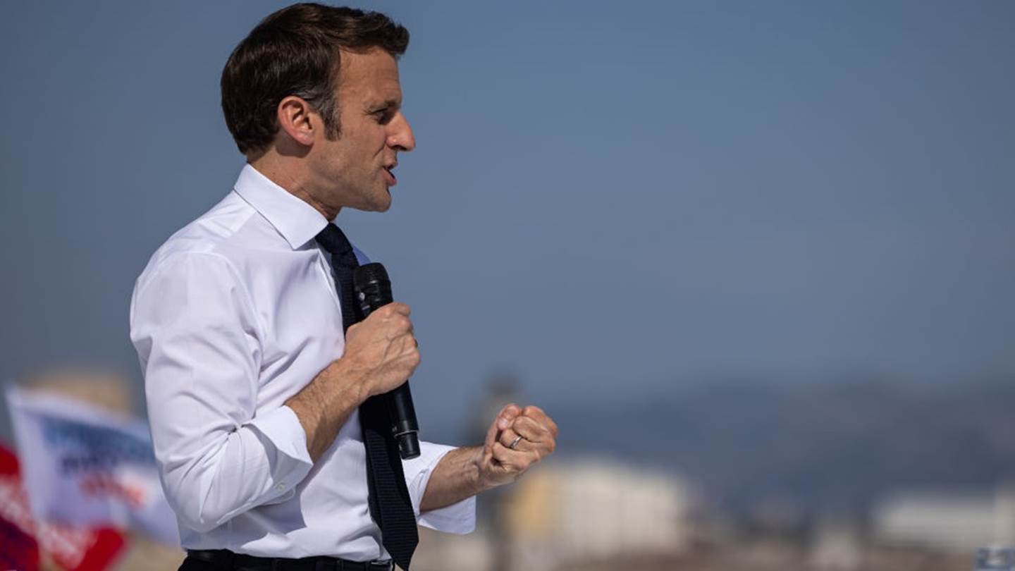 Όταν ο Emmanuel Macron επιχείρησε να διακόψει τη Eurovision