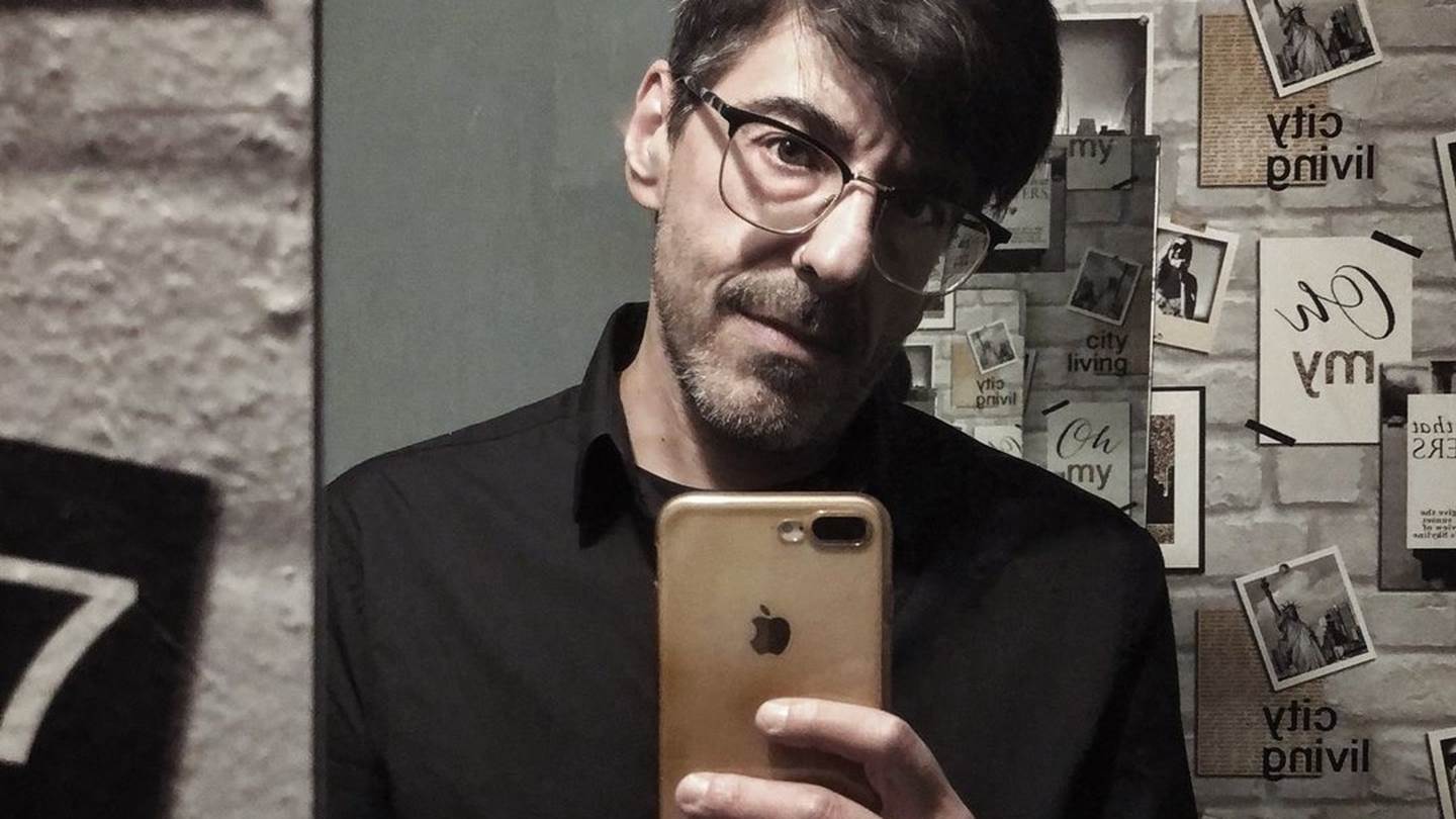 Πέθανε ο ηθοποιός Κώστας Χατζόγλου-ήταν πατέρας του Μιθριδάτη