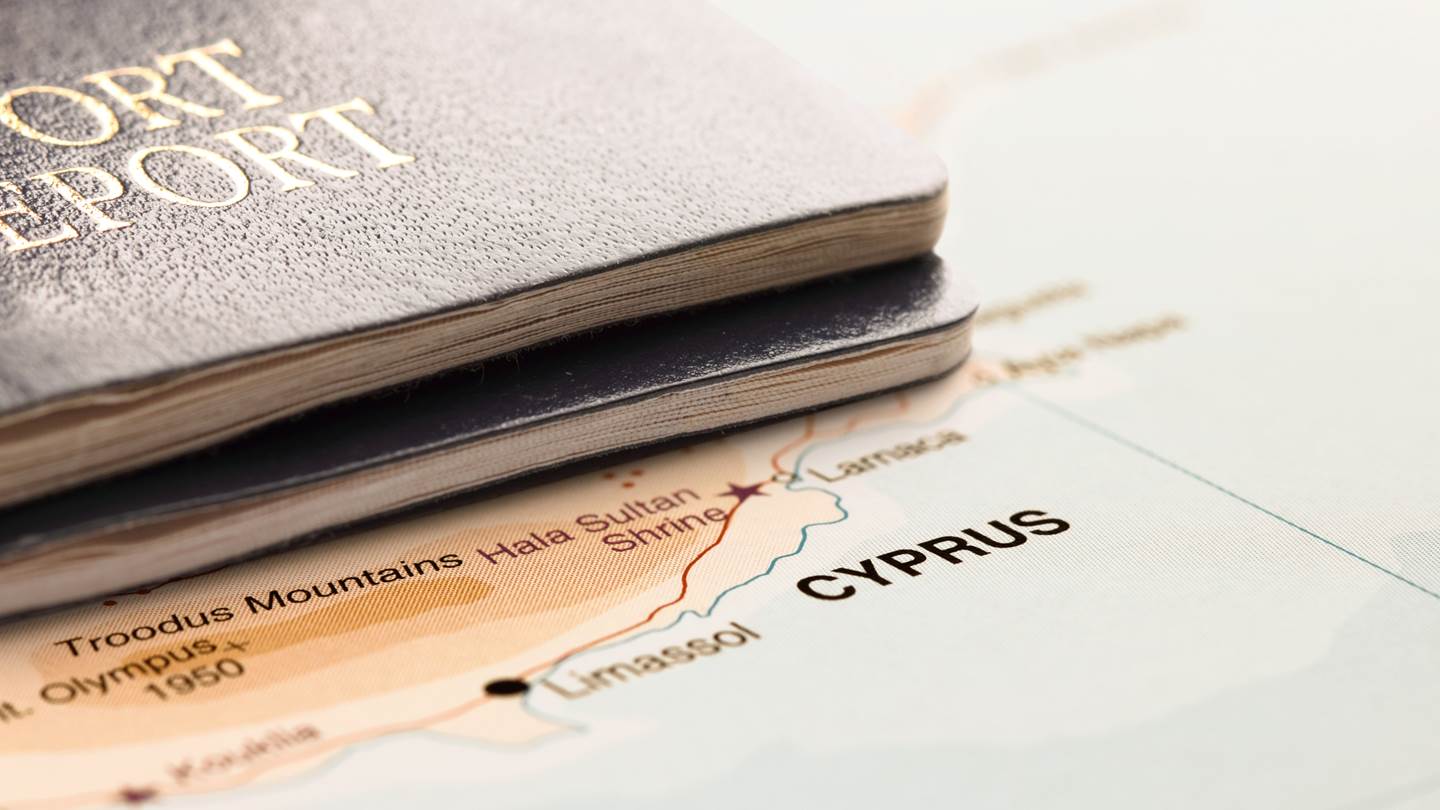 Το σκάνδαλο με τα 