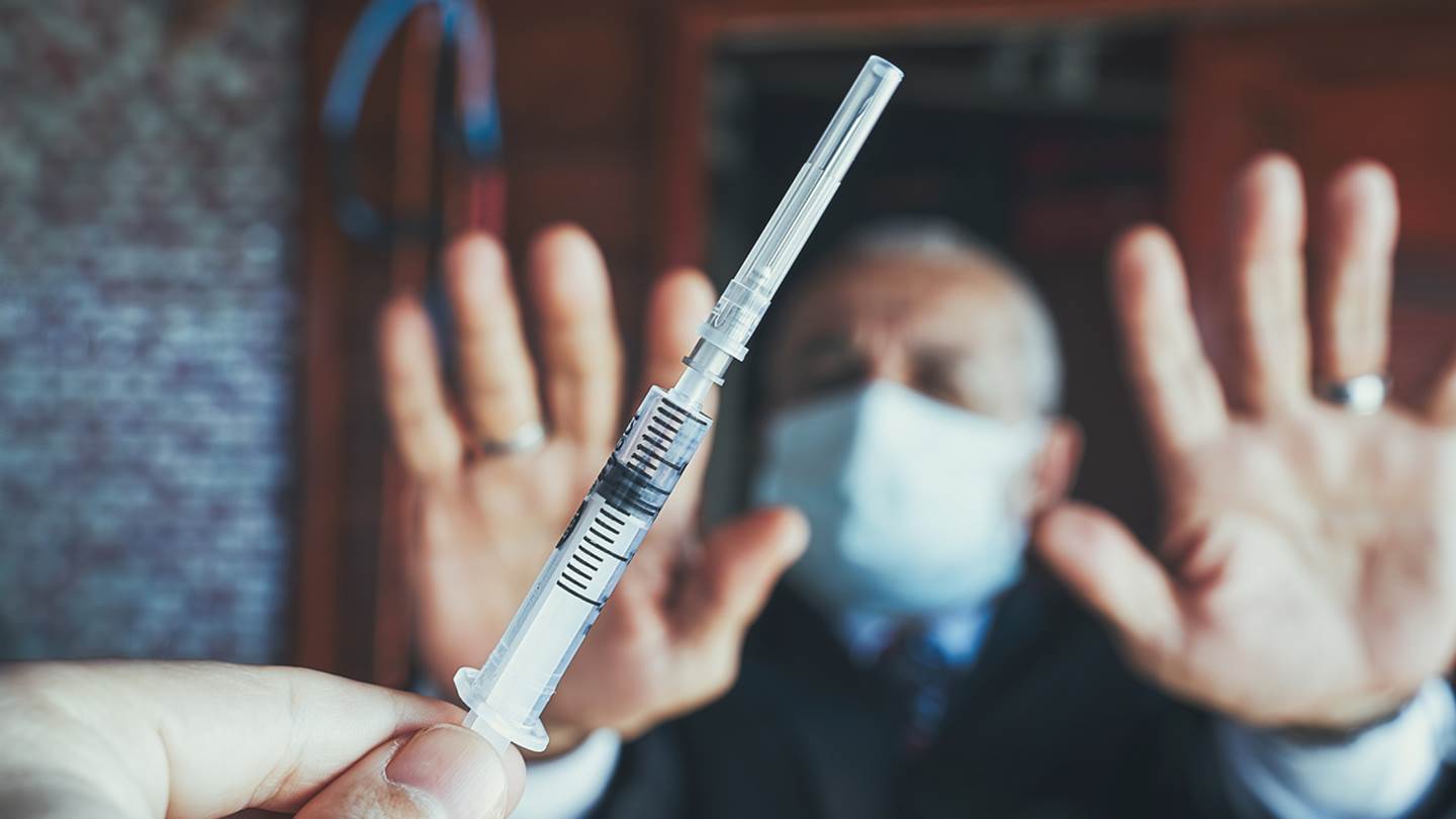Τα νέα μέτρα που εξετάζονται για τους ανεμβολίαστους