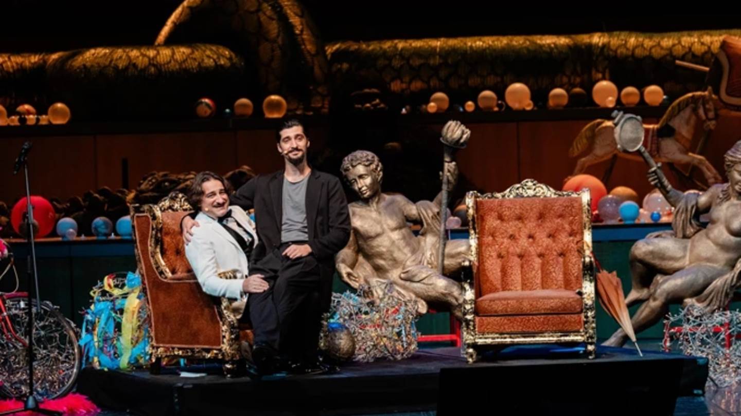 Last call για τα Θεατρικά Βραβεία Κοινού 2025-Ψηφίστε τώρα τις καλύτερες παραστάσεις και τους πρωταγωνιστές που αγαπήσατε!