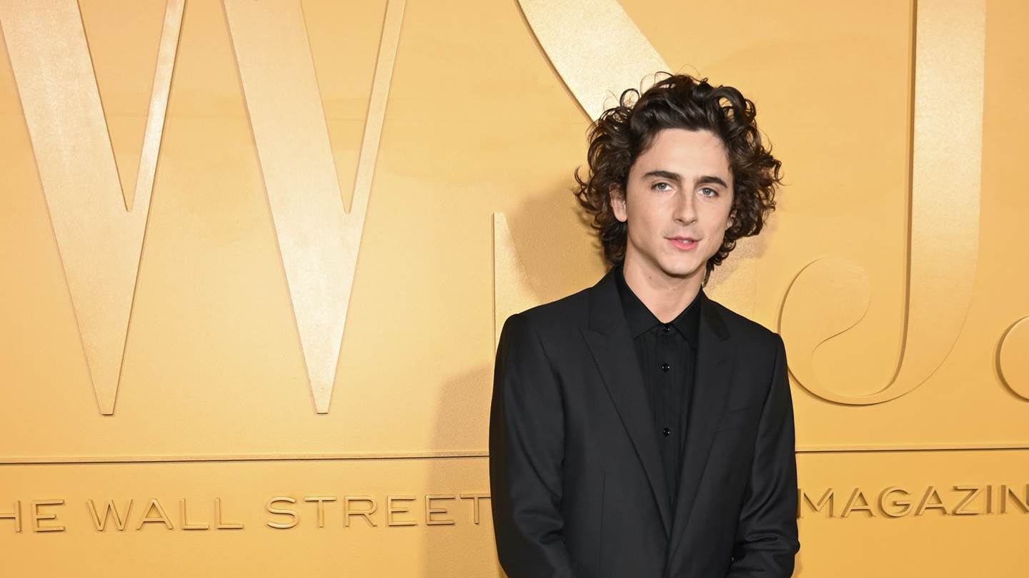 Ο Timothée Chalamet μόλις φόρεσε το κοστούμι των κοστουμιών