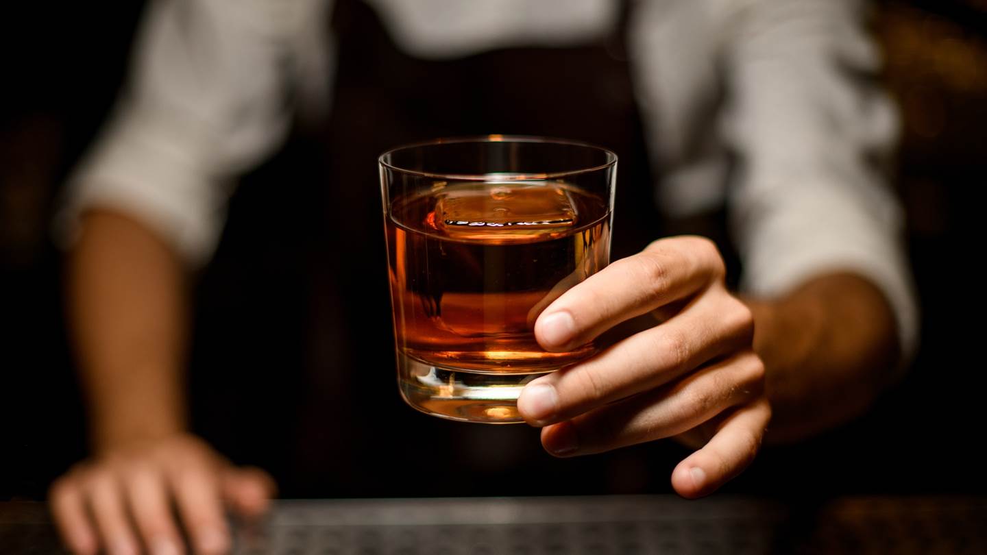 Αυτά είναι τα πιο δημοφιλή αλκοολούχα ποτά