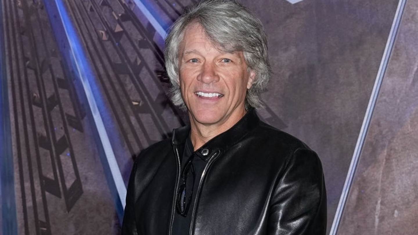 Ο Jon Bon Jovi έγινε σούπερ ήρωας και έσωσε γυναίκα πριν πέσει από γέφυρα (video)