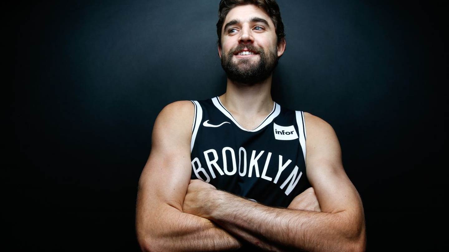 Ο άνθρωπος που αλλάζει το ΝΒΑ είναι ένας τύπος που λέγεται Joe