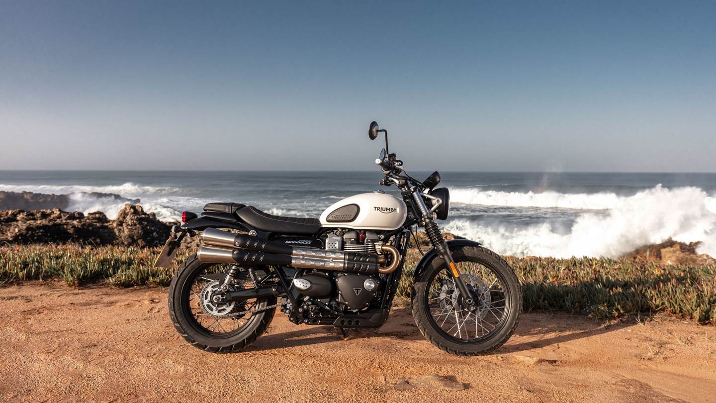 Οι δύο νέες μοτοσυκλέτες της Triumph απαιτούν αποκλειστικότητα