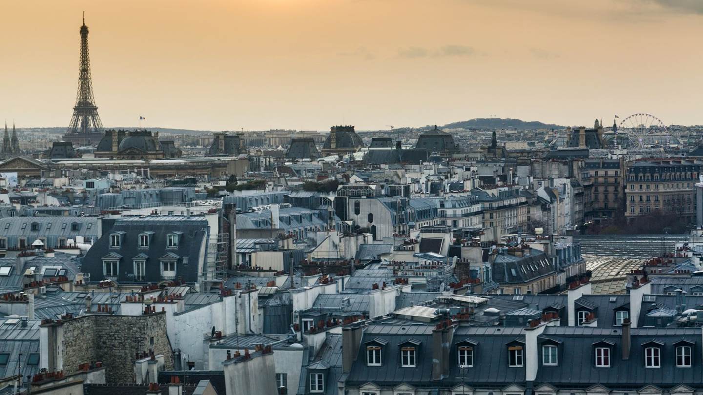 To Παρίσι θέλει να απαγορεύσει το Airbnb στο κέντρο του