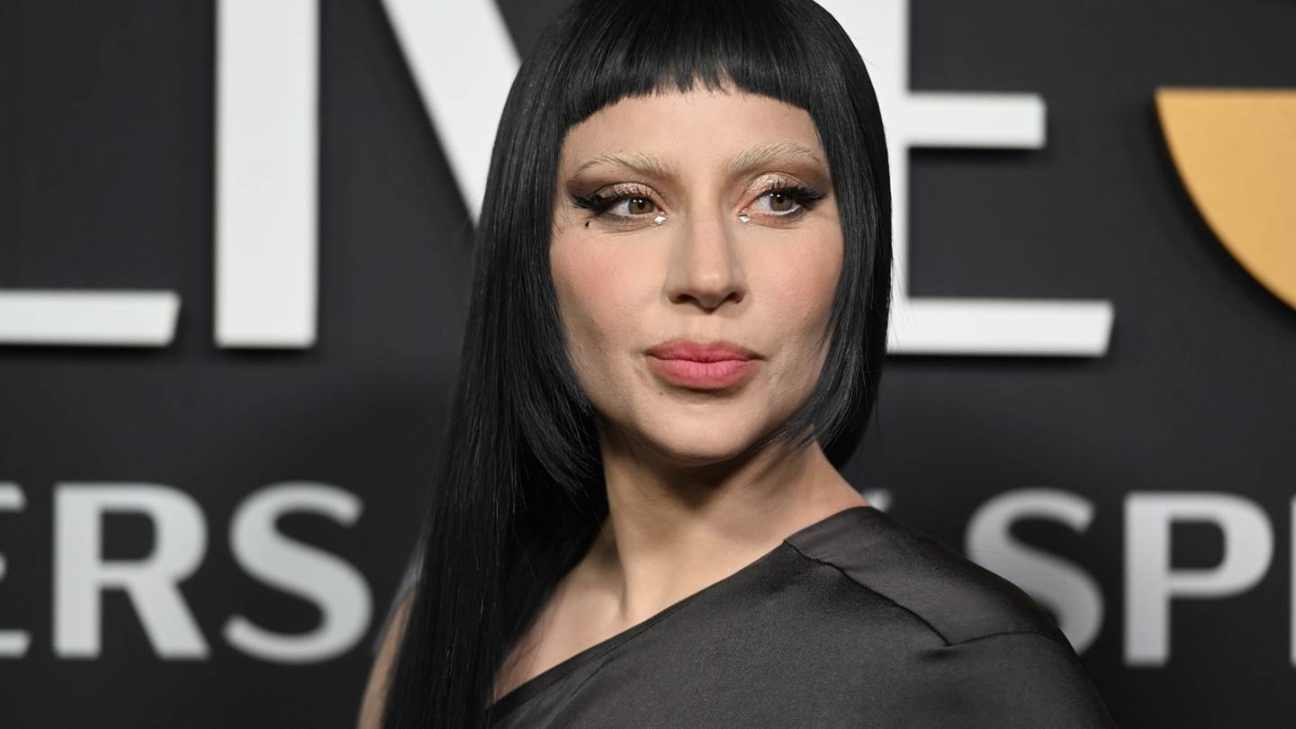 H Lady Gaga αποκάλυψε ότι δούλευε σε ελληνικά εστιατόρια (video)