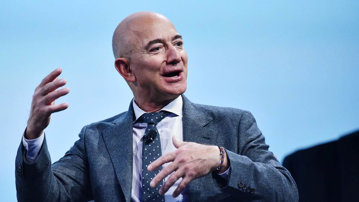 Πώς ο Jeff Bezos έβγαλε 2 δισ. σε μία ημέρα