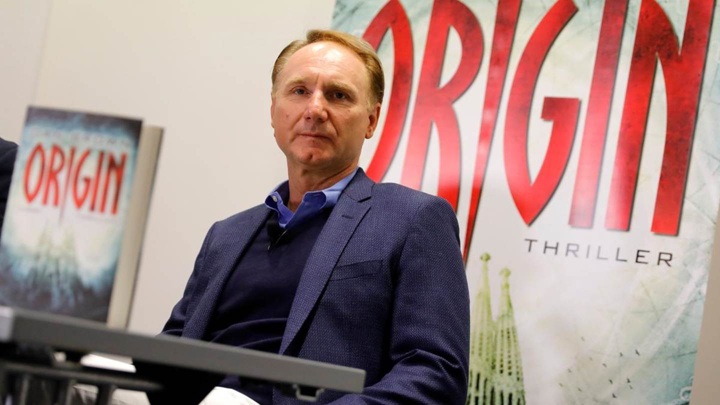 Τι έχουν τα βιβλία του Dan Brown και κάνουν πάταγο;