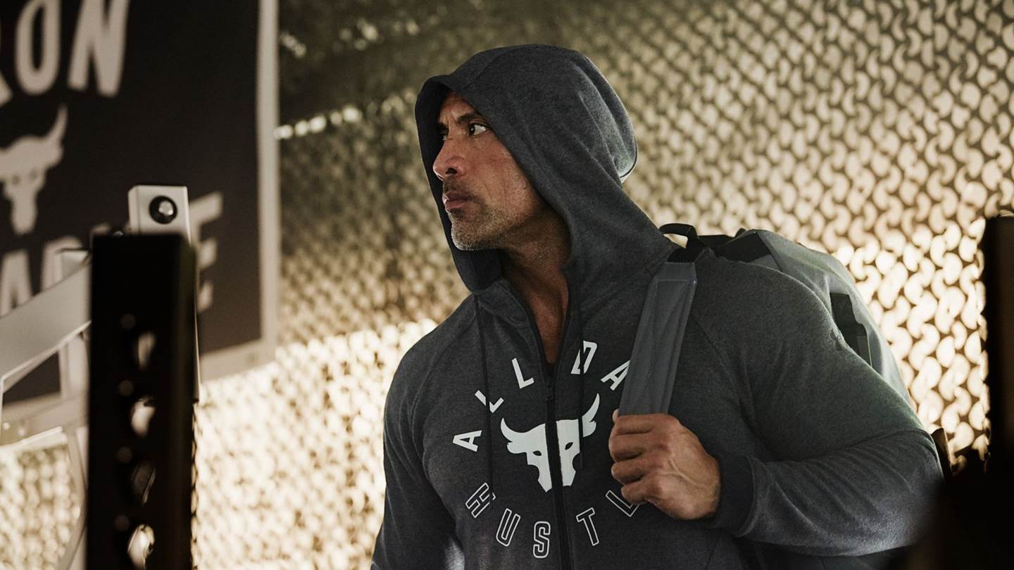 Ο Rock, ο βασιλιάς του fitness, μόλις λάνσαρε τα καινούργια του sneakers