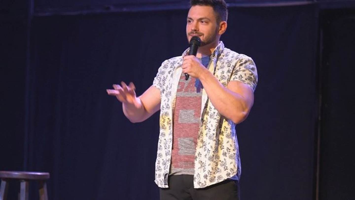 Μιχάλης Σεβαστέρης, ένας vegan stand up κωμικός από το μέλλον