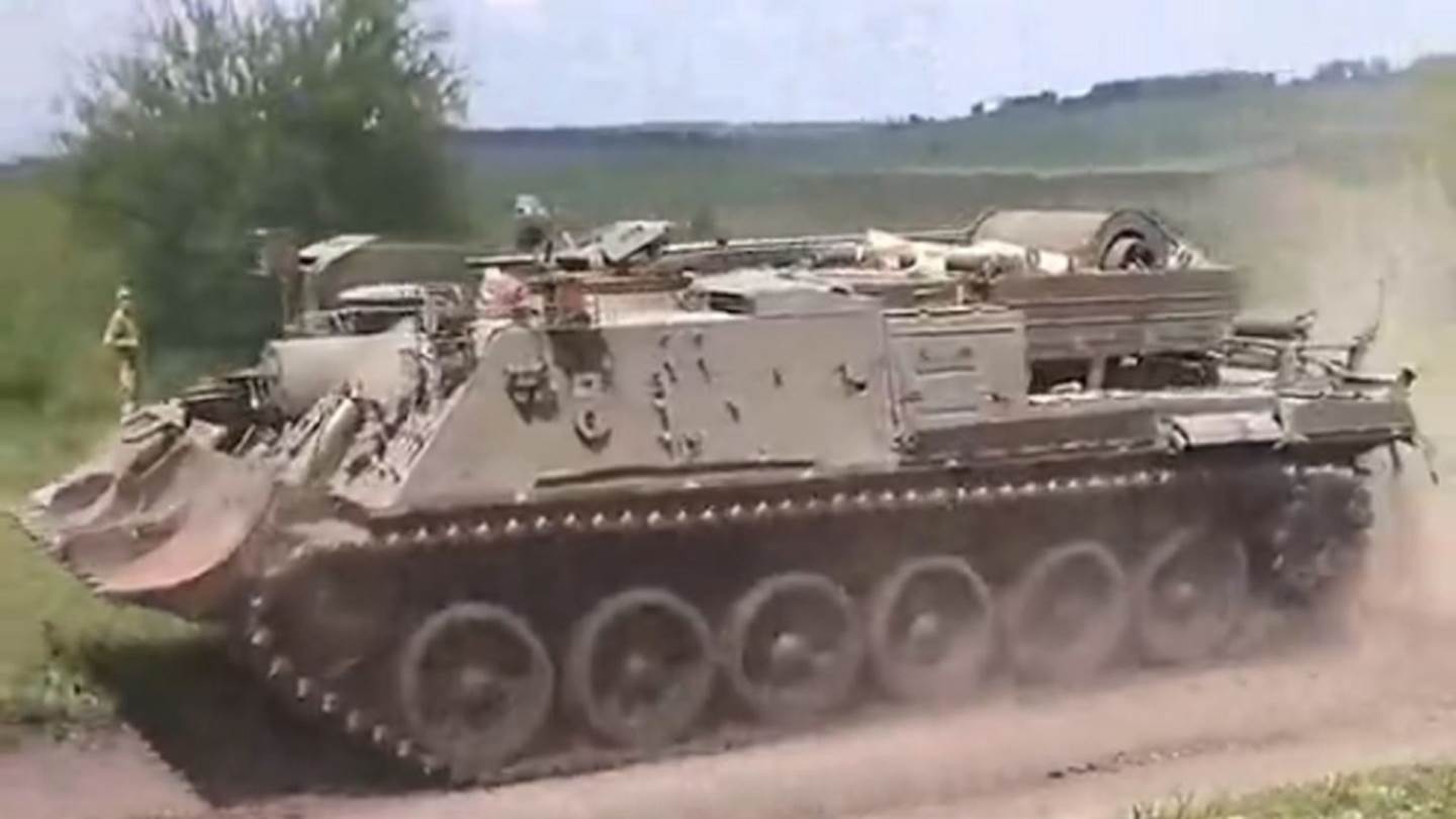 Σπάνιο τσέχικο όχημα στα μέτωπα πολέμου της Ουκρανίας