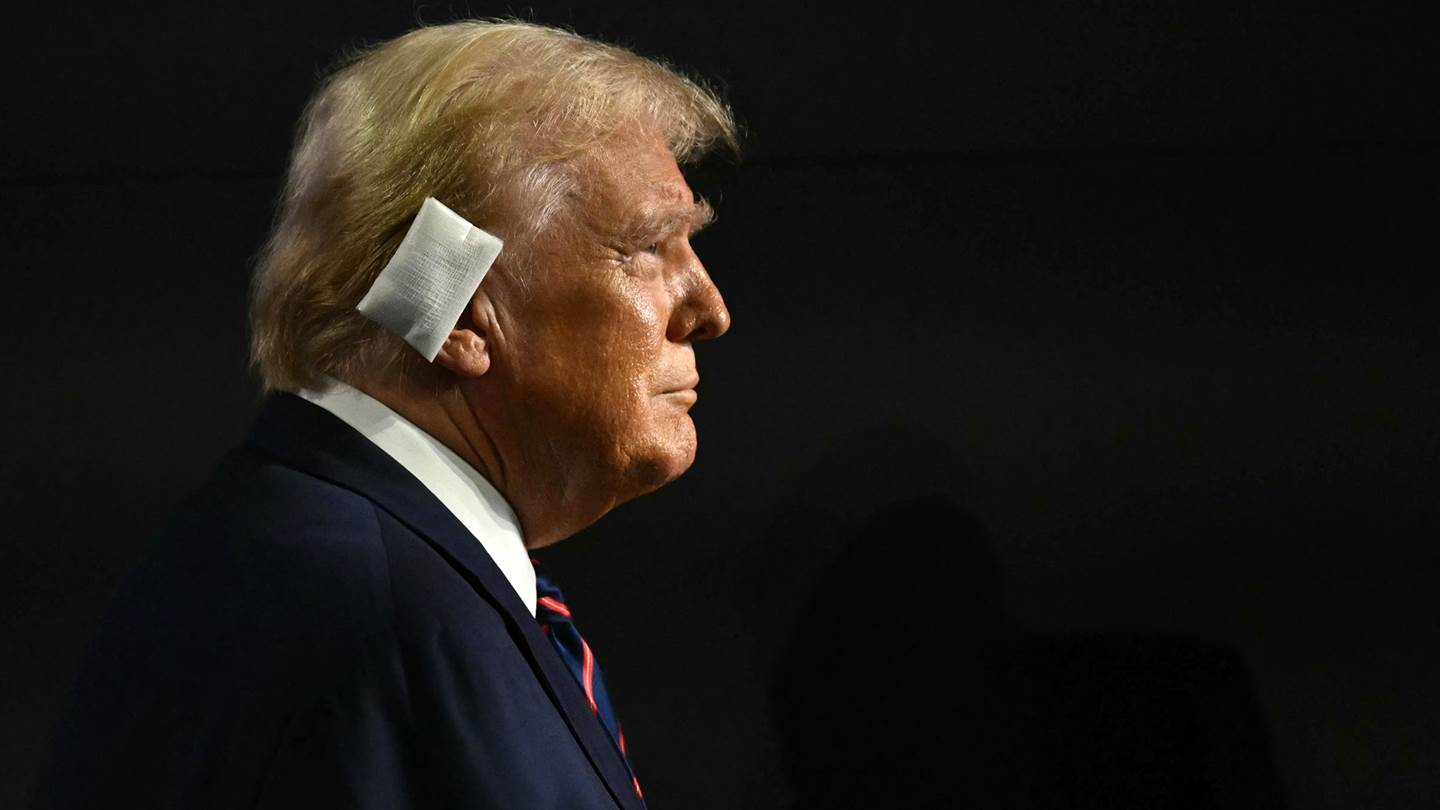 Γιατί βγήκε ο Τραμπ στην Αμερική και η ευθύνη των Δημοκρατικών