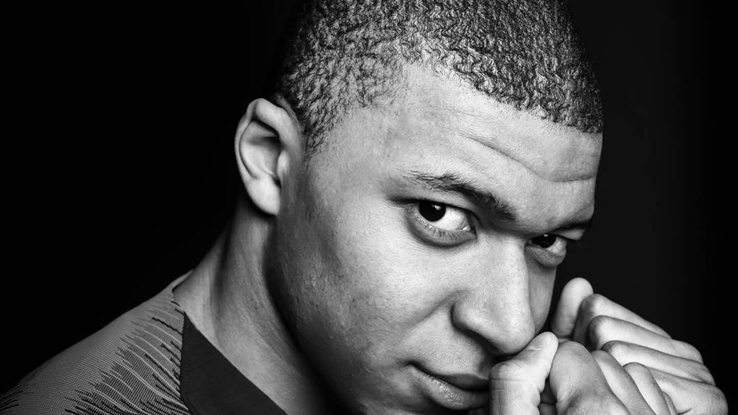 Ο Kylian Mbappe και ο Olivier Giroud στο φακό του Νίκου Αλιάγα