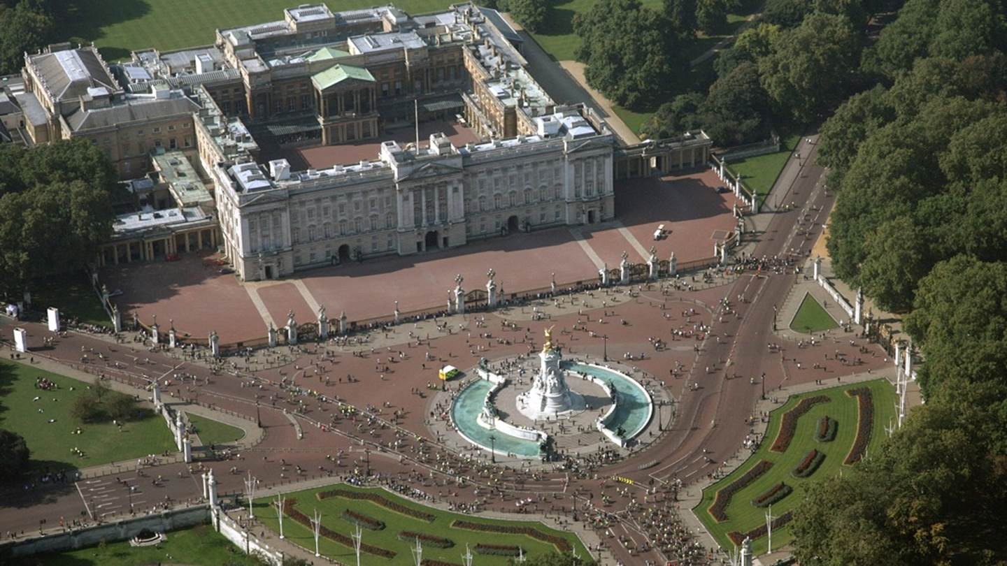 Μία 'γενναία' ανακαίνιση στο παλάτι του Μπάκιγχαμ