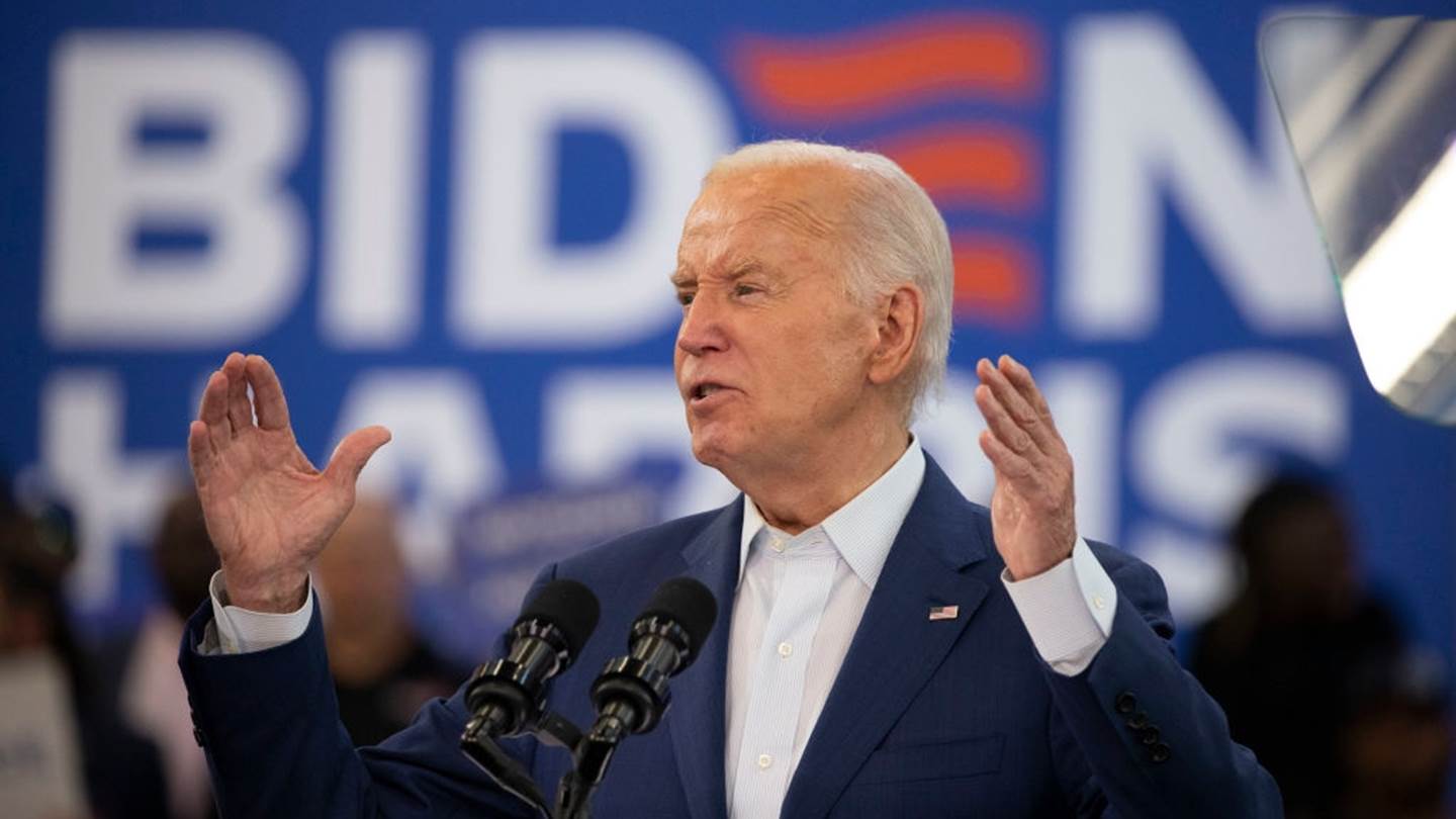 O Joe Biden θεωρεί τον Donald Trump 'κακοποιό'