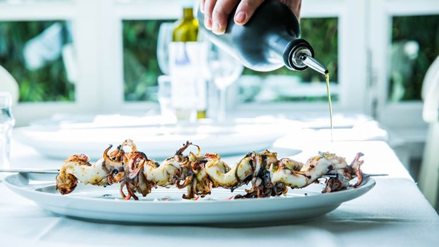 Η ψαροφαγία στα καλύτερά της στο Τραβόλτα