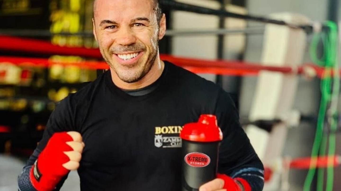 Έρχεται σοβαρή Τιτανομαχία: Μιχάλης Ζαμπίδης εναντίον Floyd Mayweather στο ΟΑΚΑ