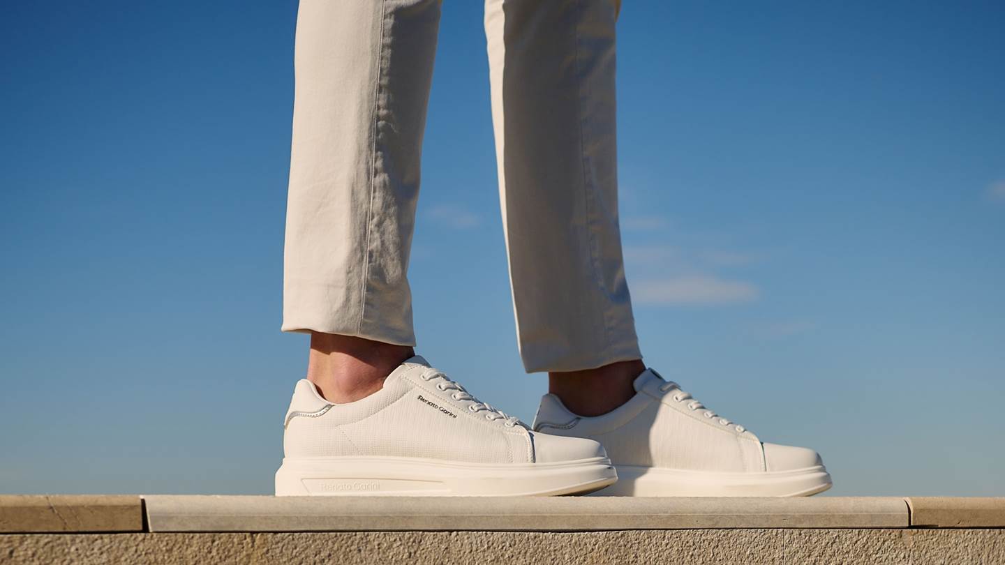 Τα 'must' παπούτσια για τον σύγχρονο άνδρα από την Tsakiris Mallas