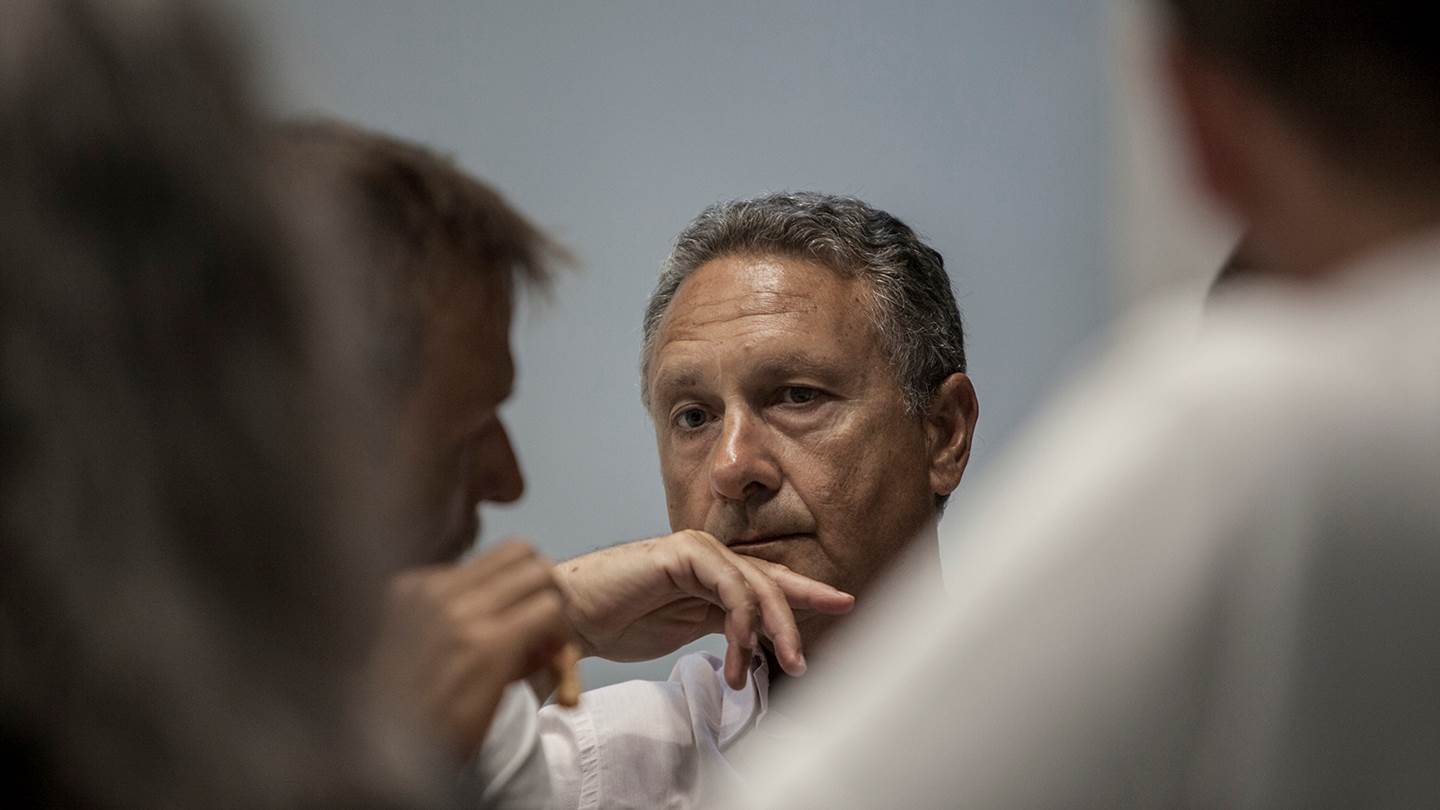 Στρατή Πασχάλη, τι κρύβεται πίσω από τις θεατρικές επιτυχίες και την ποίηση σε μικρόψυχους καιρούς;