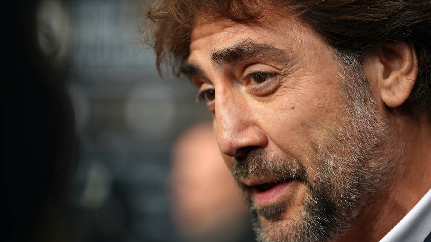 Σε άλλα νέα, ο Javier Bardem έχει δουλέψει ως στρίπερ