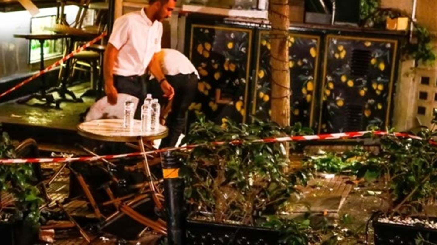 Κολωνάκι: Πώς έγινε το ατύχημα με το τζιπ σε εστιατόριο-Τα απανωτά λάθη που οδήγησαν στο περιστατικό (βίντεο)