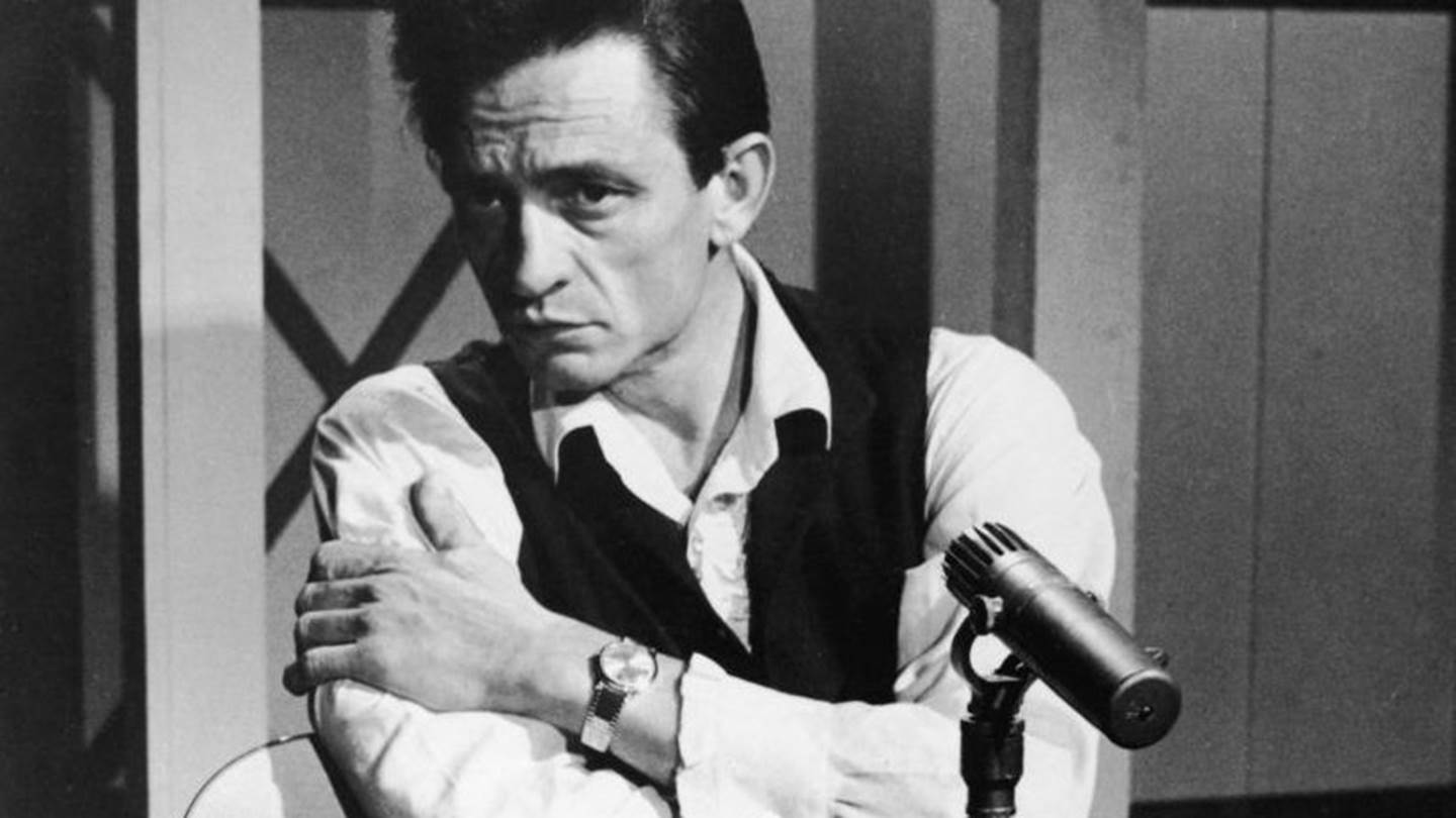 10 φωτογραφίες που αποδεικνύουν ότι ο Johnny Cash παραμένει θρύλος