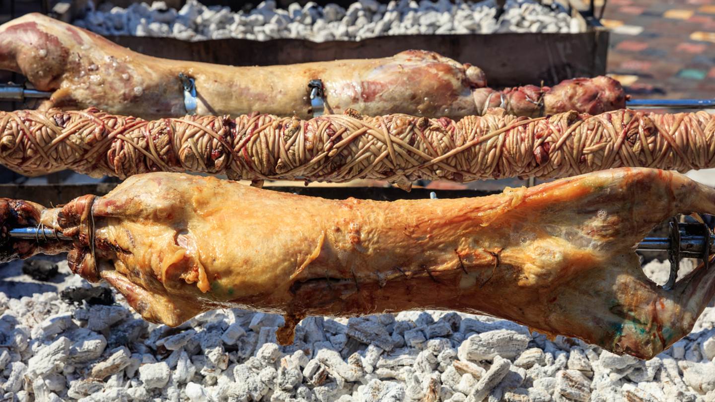 Τα πασχαλίνα έθιμα εν μέσω πανδημίας